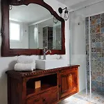Casa *