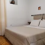 Casa *
